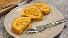 Torta de laranja bem húmida: a receita simples que sai sempre fofinha