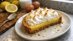 Tarte de limão merengada com base de bolacha: fresca, crocante e fácil de fazer