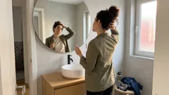 Doença de Lyme: sinais iniciais, sintomas e o que fazer após uma picada de carrapato