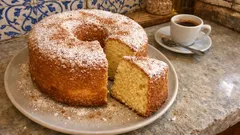 Bolo da avó alto e fofo: receita simples com raspa de limão