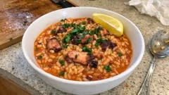 Arroz de polvo malandrinho: como aproveitar o caldo para um arroz cheio de sabor