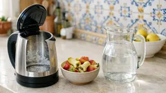 Como descalcificar a chaleira elétrica sem vinagre com cascas de maçã