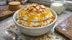 Gelado de nata com bolacha Maria em camadas — cremoso e firme no congelador