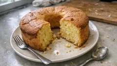 Pão de Ló de Guimarães bem fofo: receita tradicional sem fermento e com toque de limão