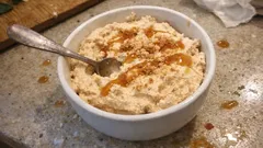 Mousse de caramelo cremosa e aveludada: sobremesa fácil para fazer de véspera