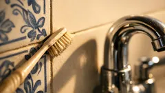 A escova de dentes velha que vai querer guardar: 7 truques de limpeza para a casa