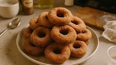 Rosquinhas de canela fofas e douradas: receita simples para fazer em casa