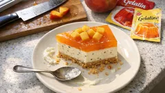 Semifrio de pêssego com um toque de orégãos: cremoso, fresco e muito prático