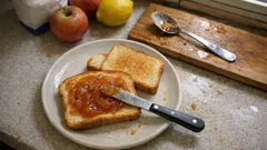 Marmelada de maçã no micro-ondas: pronta em pouco tempo e fica mesmo firme