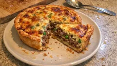 Quiche de carne picada com ervilhas: a receita prática para a semana