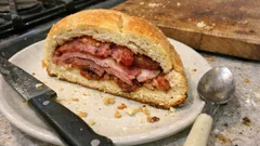 Folar de carnes fofo e bem recheado: presunto, bacon e chouriço, passo a passo