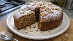 Bolo de café com nozes: fofo e húmido, com crocância por cima (sai bem à primeira)